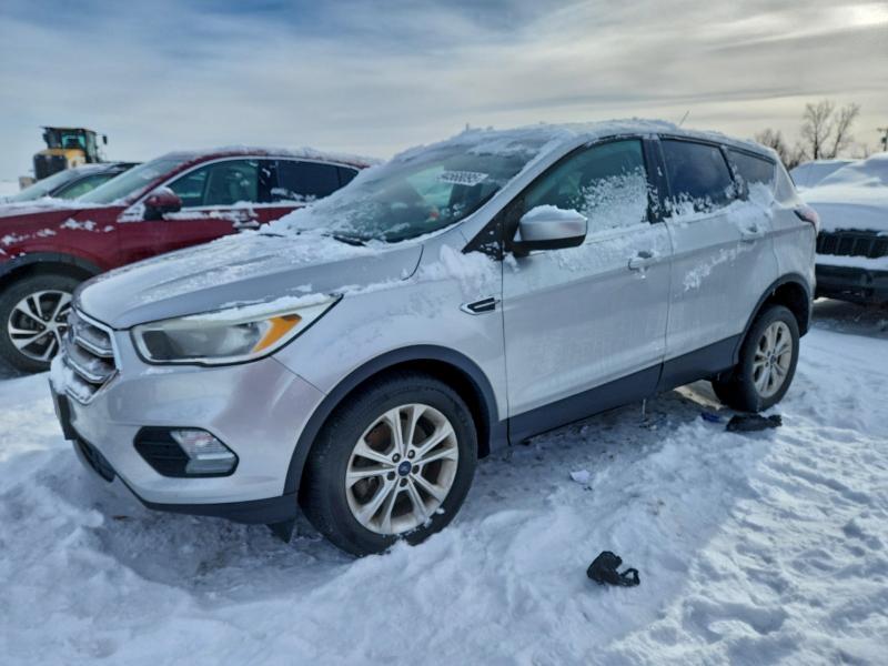 2017 FORD ESCAPE SE — VIN 1FMCU9G96HUC04456