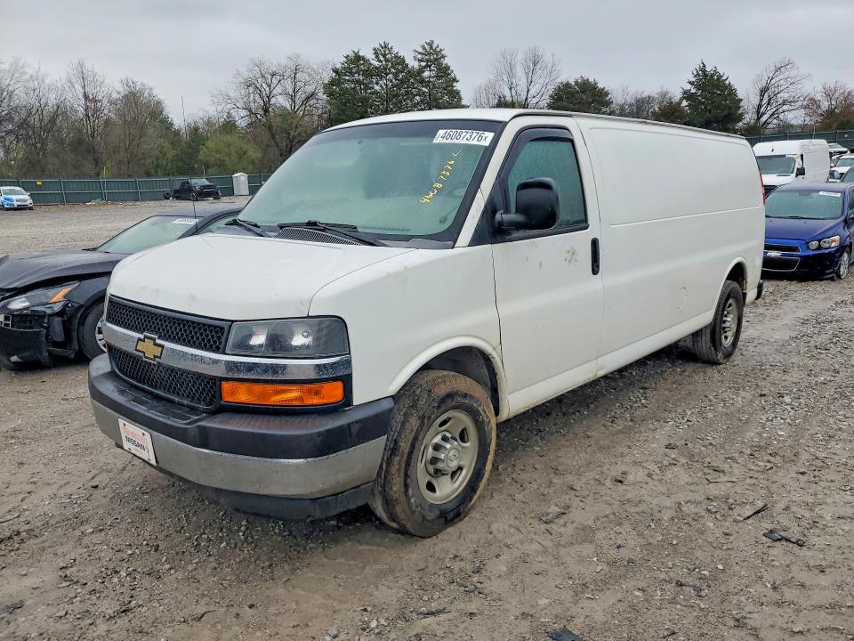 2017 CHEVROLET EXPRESS 2500 — VIN 1GCWGBFF6H1335475