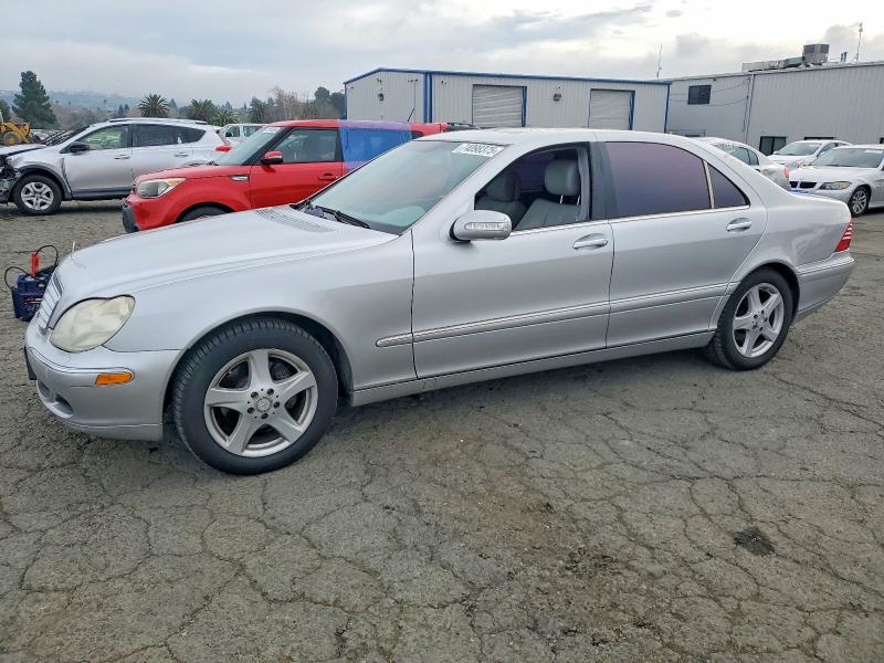2005 MERCEDES-BENZ S 500 — VIN WDBNG75J55A453512