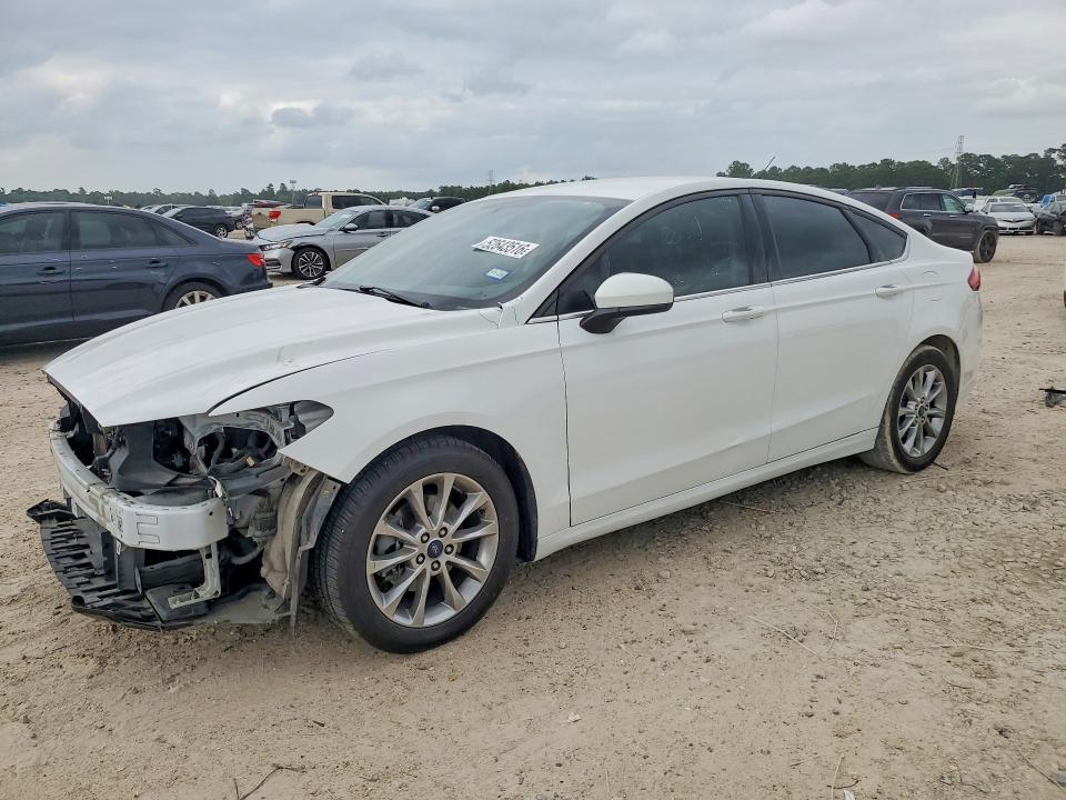 2017 FORD FUSION — VIN 3FA6P0HD0HR251888