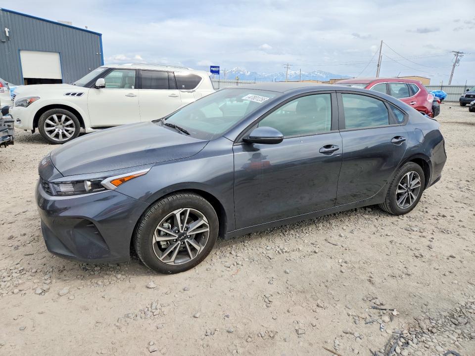 2024 KIA FORTE — VIN 3KPF24AD3RE838041