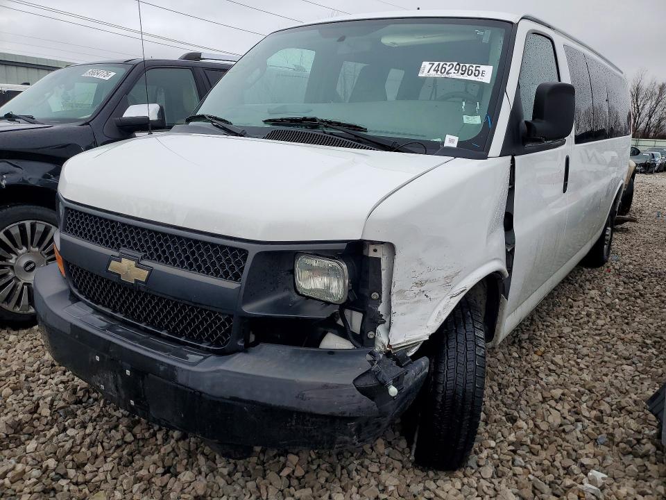 2016 CHEVROLET EXPRESS G3500 — VIN 1GAZGNFF3G1207216