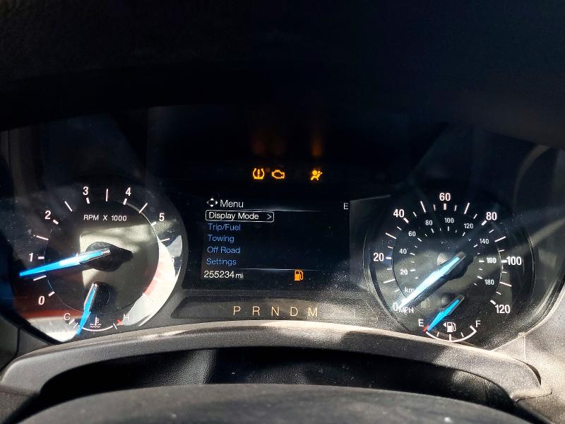 1FMJU1HT1FEF18896