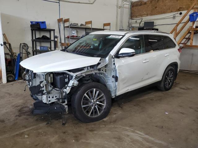 2019 TOYOTA HIGHLANDER SE — VIN 5TDJZRFH3KS619512