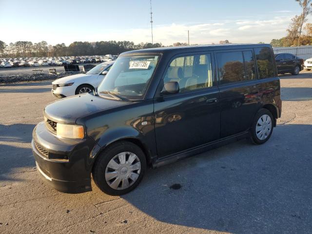 2005 TOYOTA SCION XB — VIN JTLKT324454025330