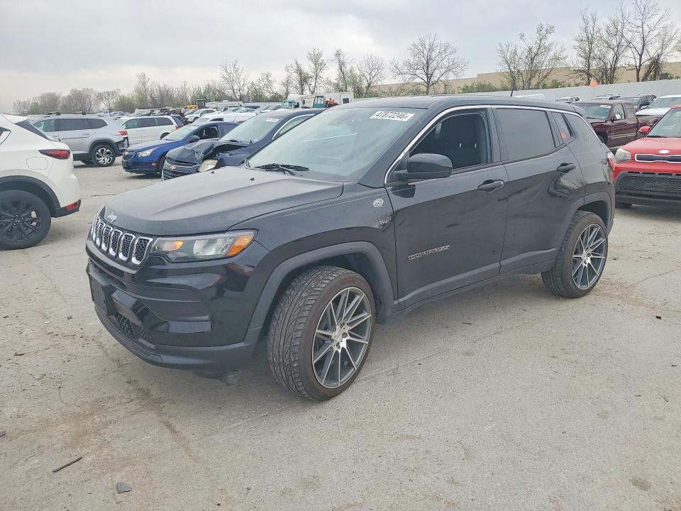 2023 JEEP COMPASS — VIN 3C4NJDAN4PT533308