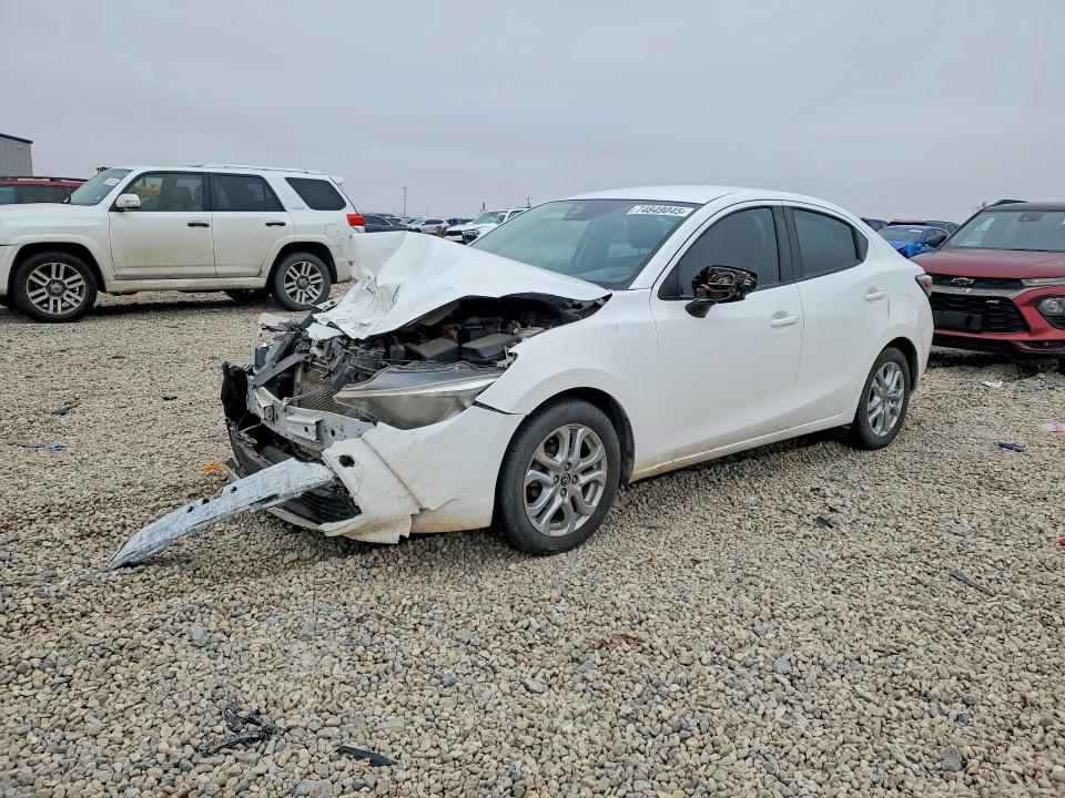 2017 TOYOTA YARIS IA — VIN 3MYDLBYV8HY166841