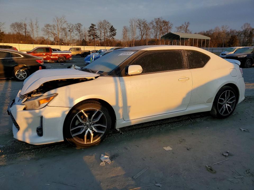 2015 TOYOTA SCION TC — VIN JTKJF5C70F3092865