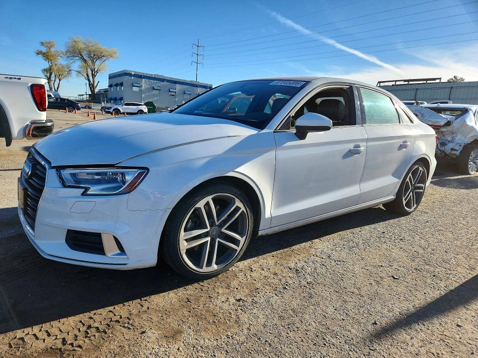 2017 AUDI A3 — VIN WAUAUGFF3H1035003