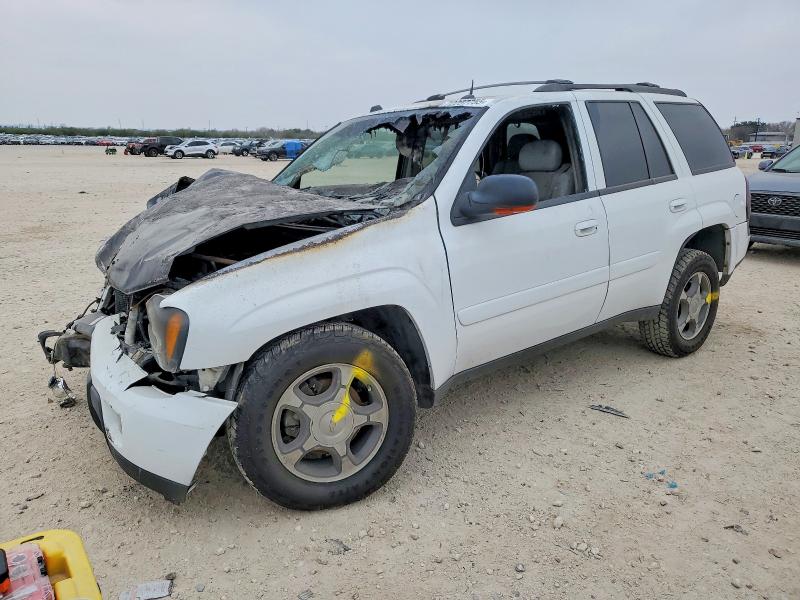 2005 CHEVROLET TRAILBLAZE — VIN 1GNDT13S352105467