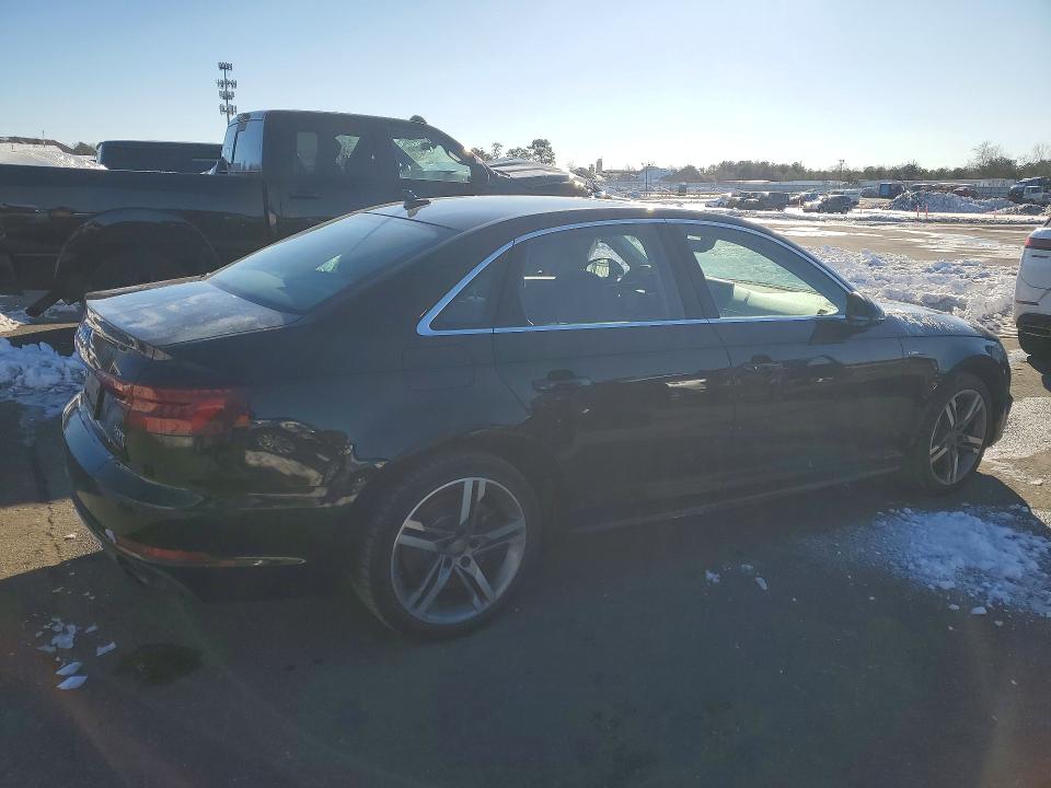 WAUENAF45JA233176