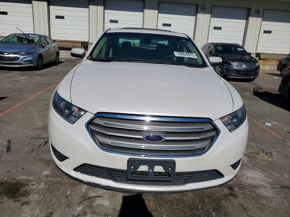 1FAHP2E88FG100300