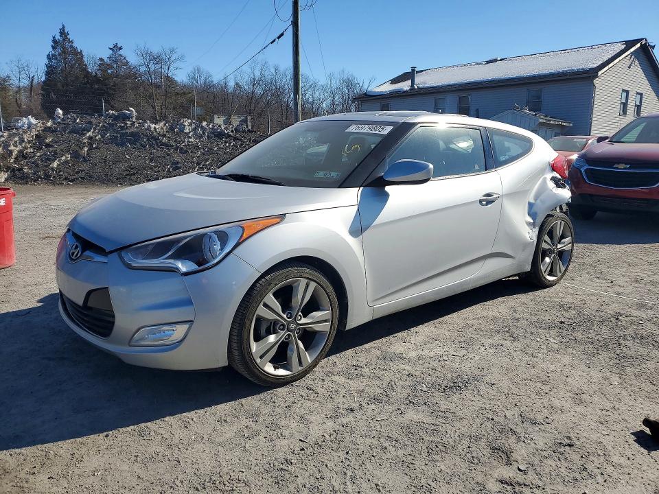 2016 HYUNDAI VELOSTER — VIN KMHTC6AD5GU264631