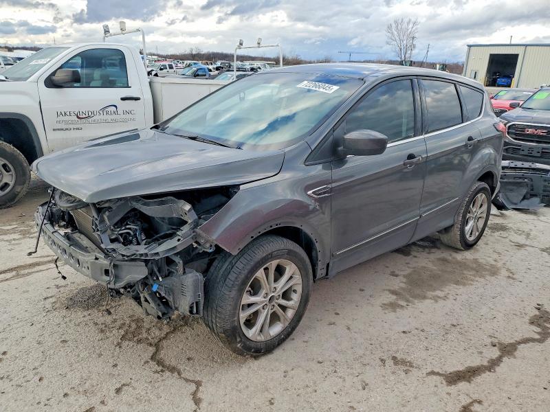 2019 FORD ESCAPE SE — VIN 1FMCU0GD8KUB58152