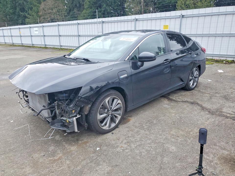 2018 HONDA CLARITY — VIN JHMZC5F16JC018447
