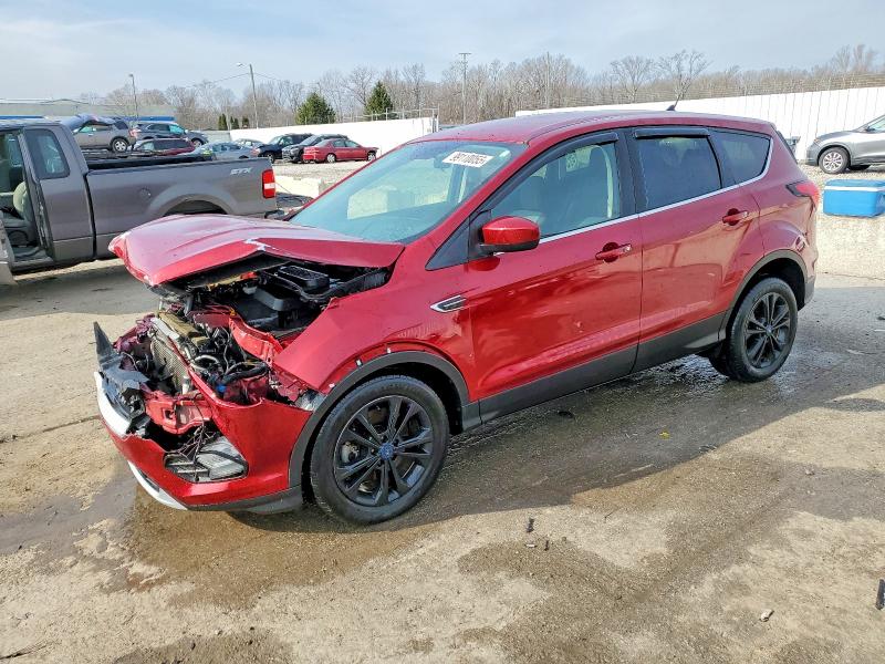 2019 FORD ESCAPE SE — VIN 1FMCU9GD8KUA60808
