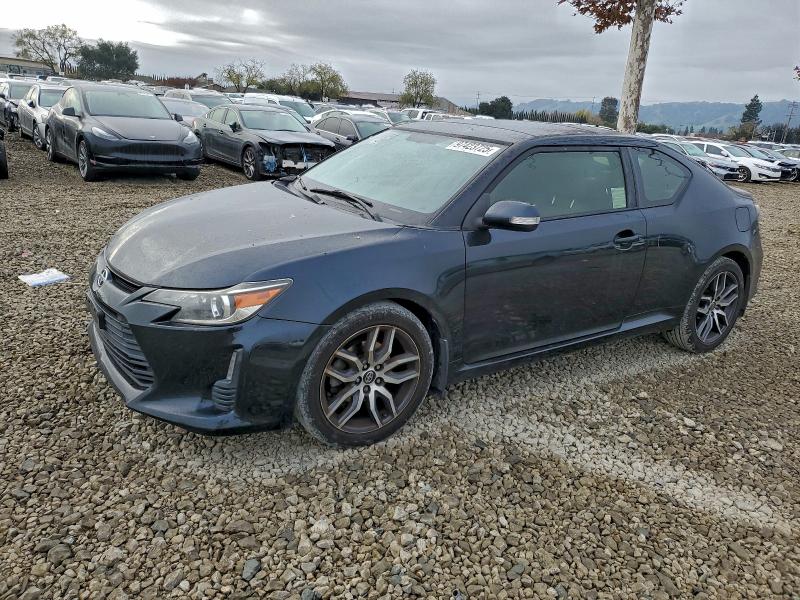 2016 TOYOTA SCION TC — VIN JTKJF5C72GJ017873