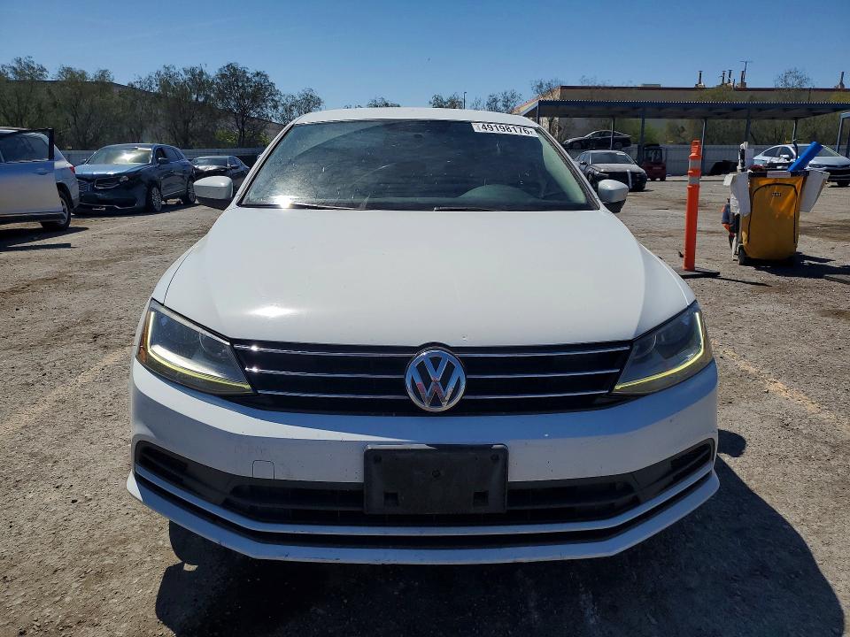 3VW2B7AJ9HM295348
