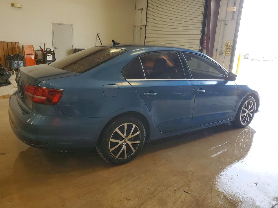 3VWDB7AJ3HM368464