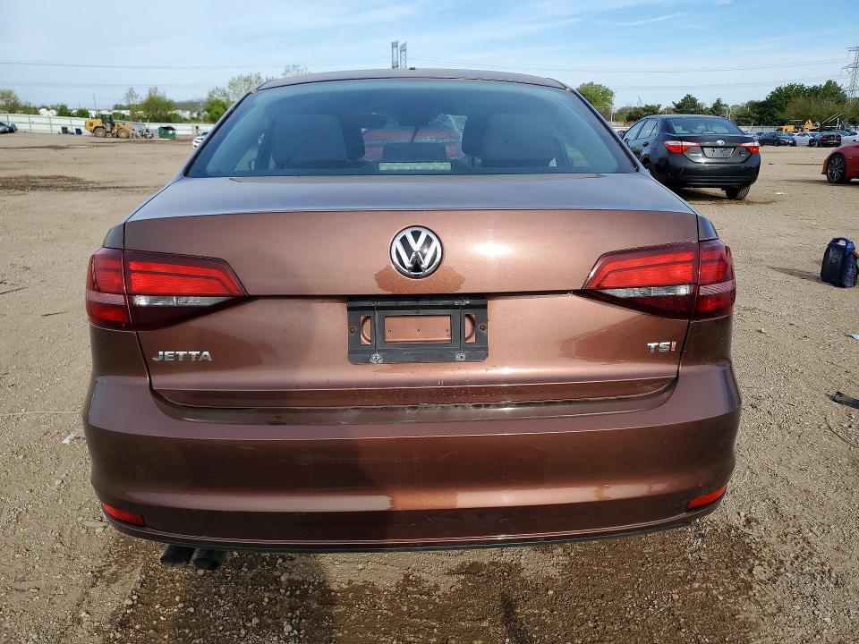 3VW267AJXGM381321