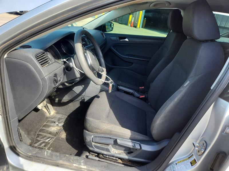 3VW267AJ2GM271251