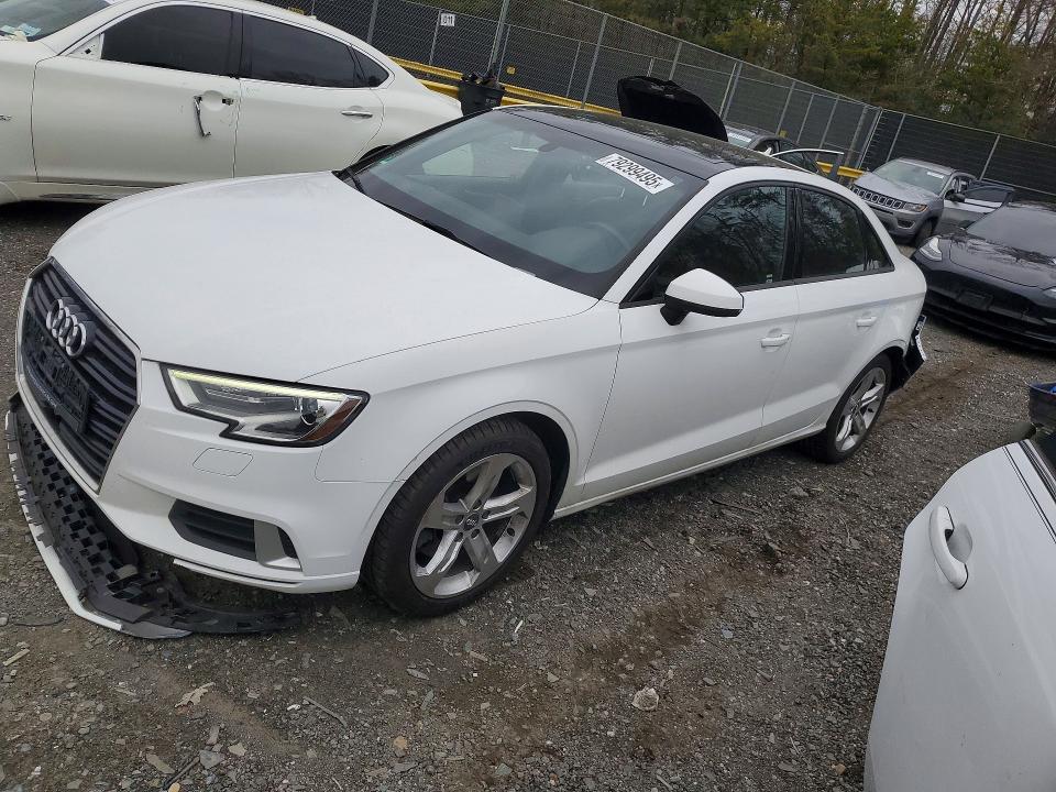 2018 AUDI A3 — VIN WAUAUGFF0J1004863