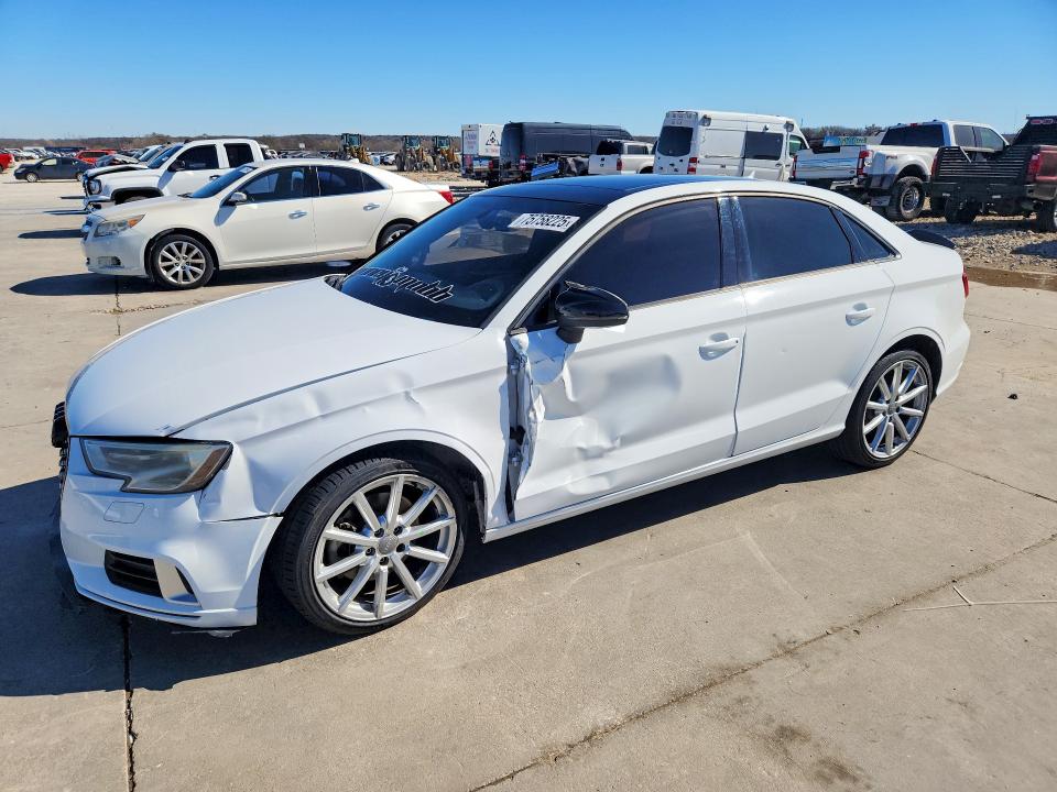 2017 AUDI A3 — VIN WAUAUGFF2H1066601