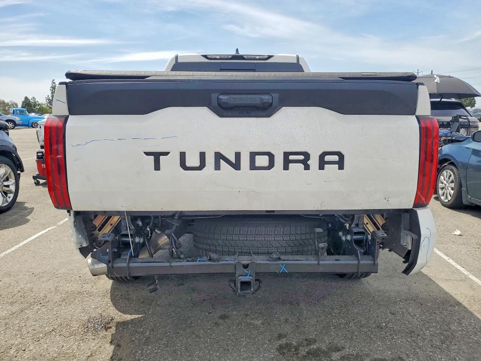 5TFKB5AA7SX049066
