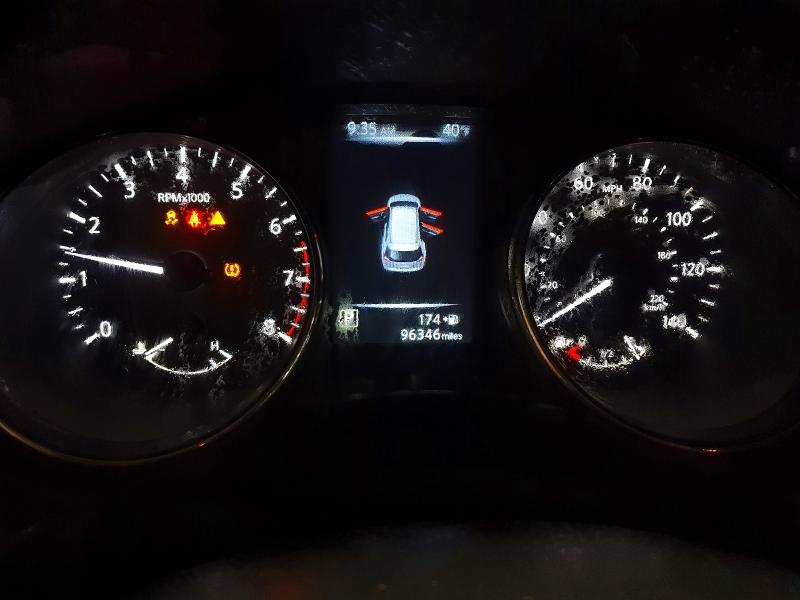 JN8AT2MV1HW270641