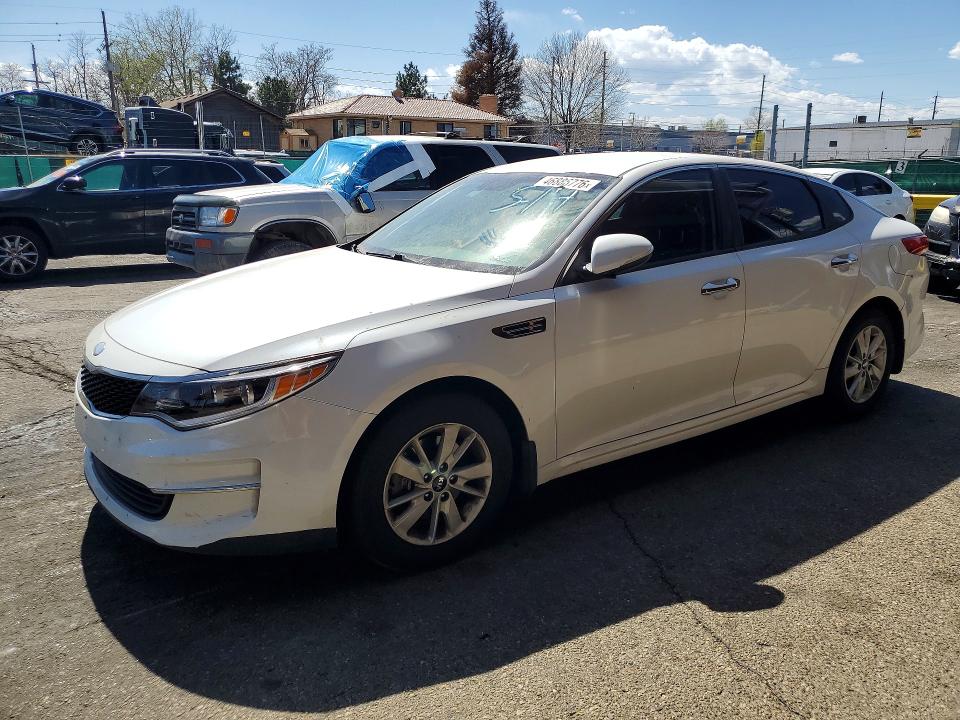 2016 KIA OPTIMA — VIN KNAGT4L3XG5098323
