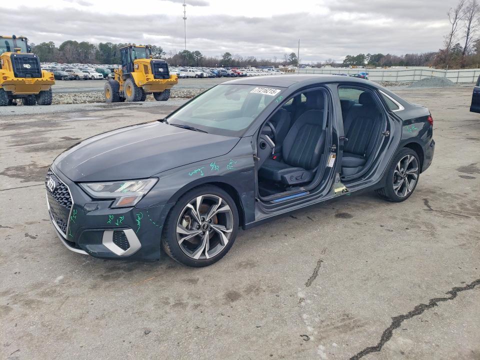 2022 AUDI A3 — VIN WAUGUDGY7NA060636