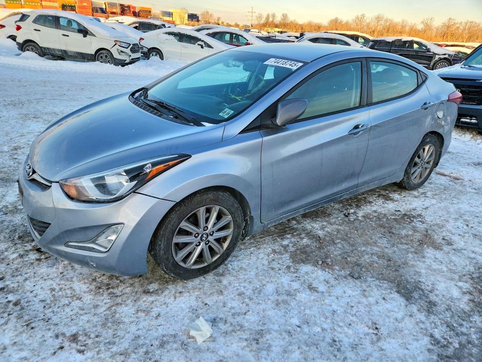 2015 HYUNDAI ELANTRA SE — VIN 5NPDH4AE3FH574681