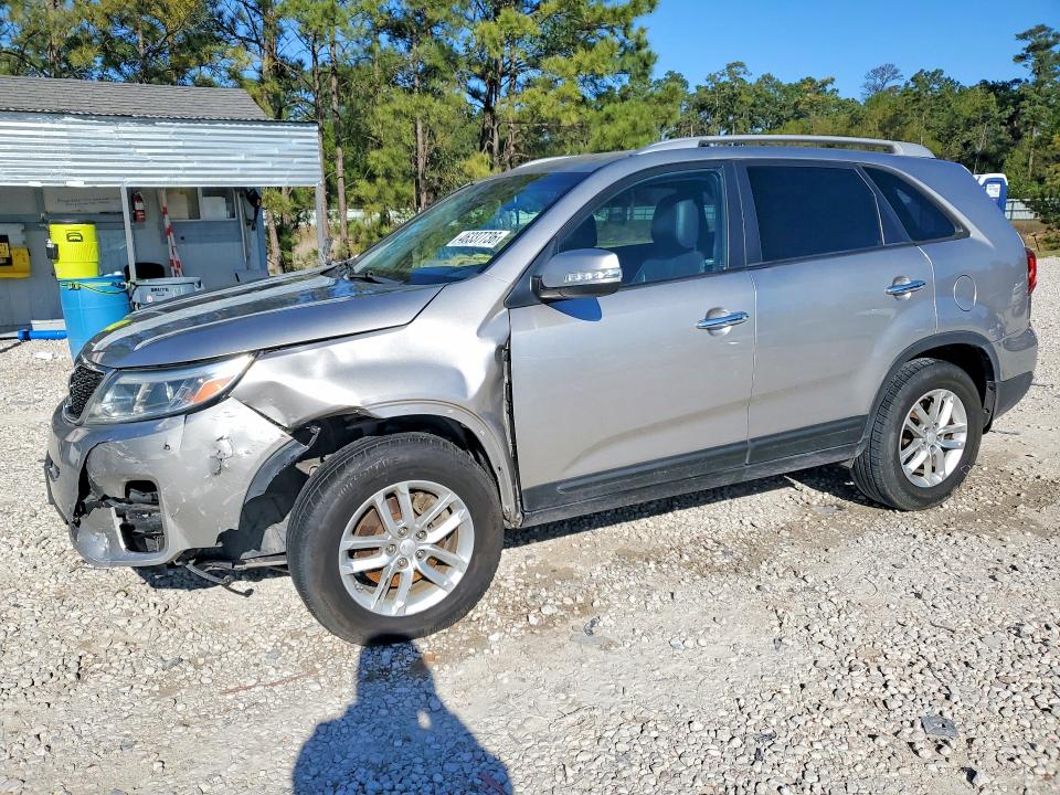 2015 KIA SORENTO — VIN 5XYKT3A61FG643917