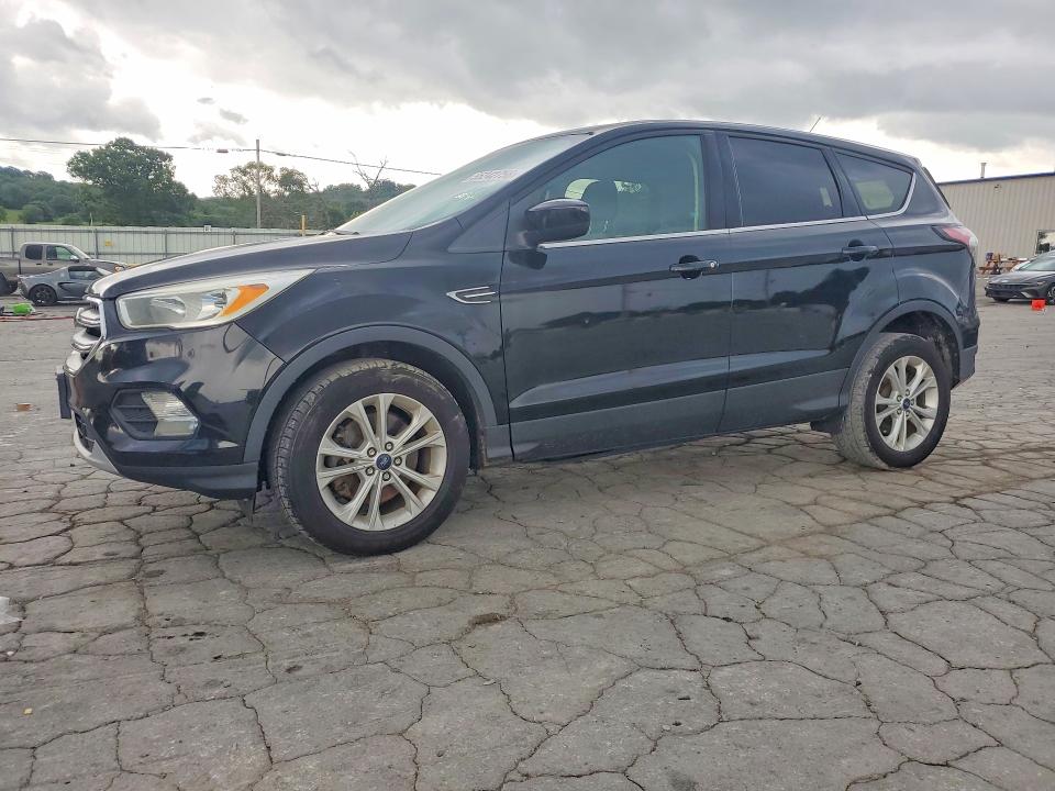 2017 FORD ESCAPE — VIN 1FMCU9GD8HUA57268