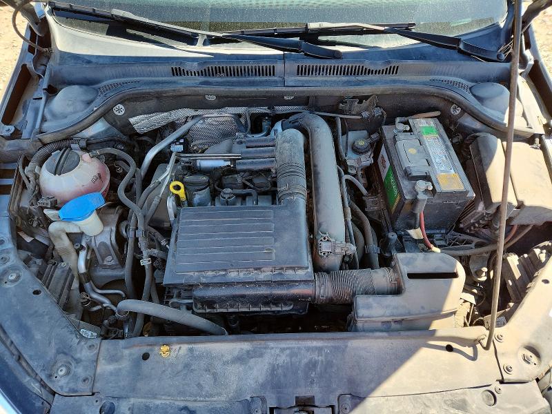 3VW2B7AJ7HM314527