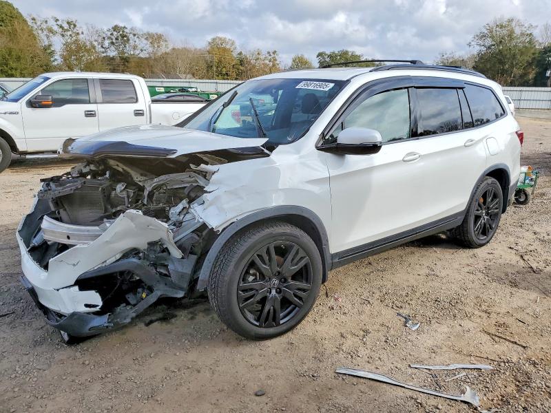 2021 HONDA PILOT BLAC — VIN 5FNYF6H78MB011051