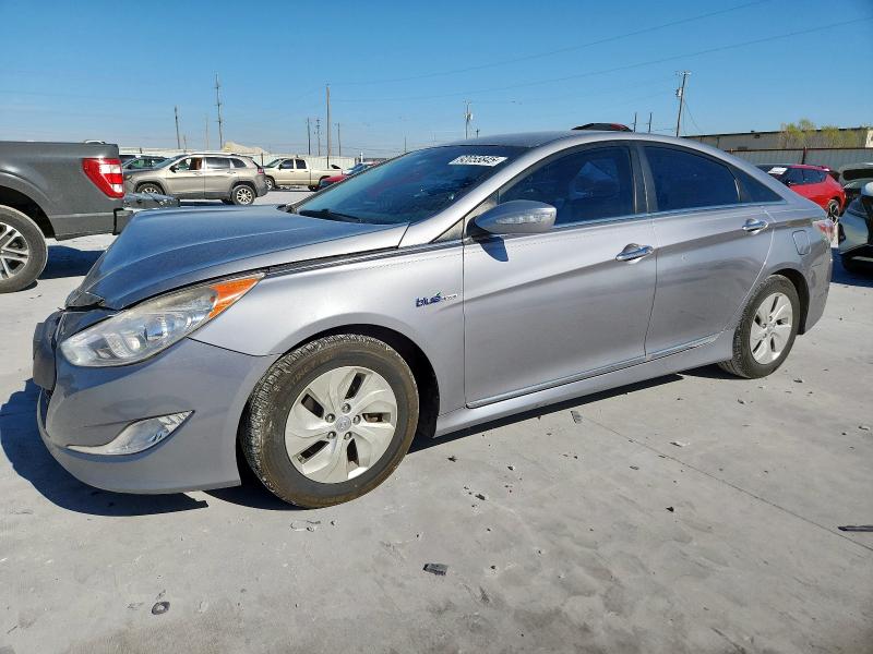 2015 HYUNDAI SONATA HYB — VIN KMHEC4A43FA129192