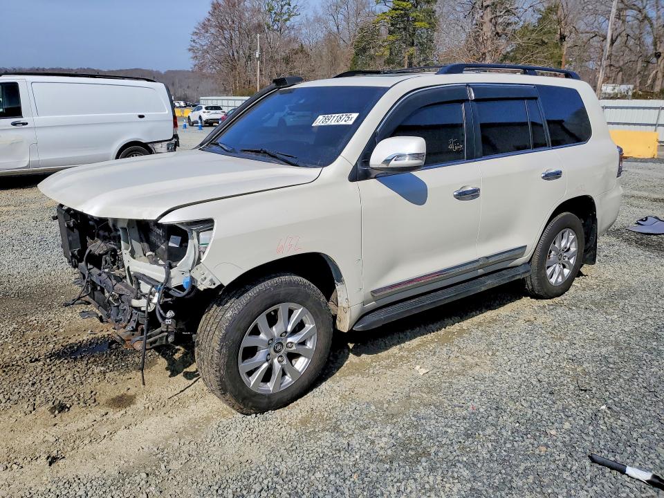 2016 TOYOTA LAND CRUISER — VIN JTMCY7AJ7G4042173