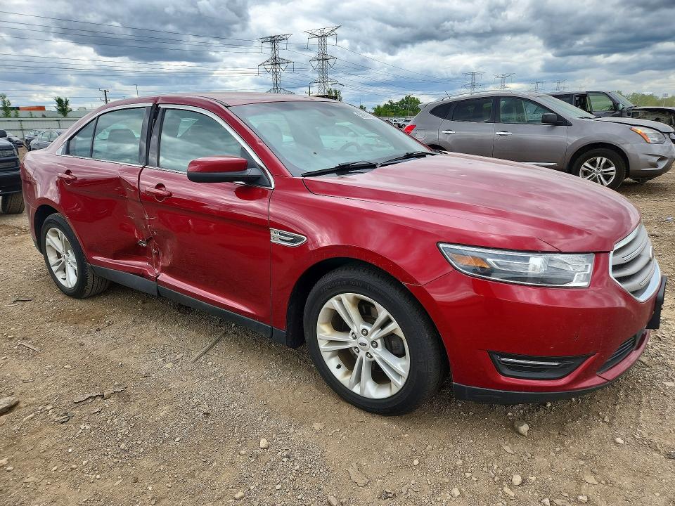 1FAHP2E88FG195909