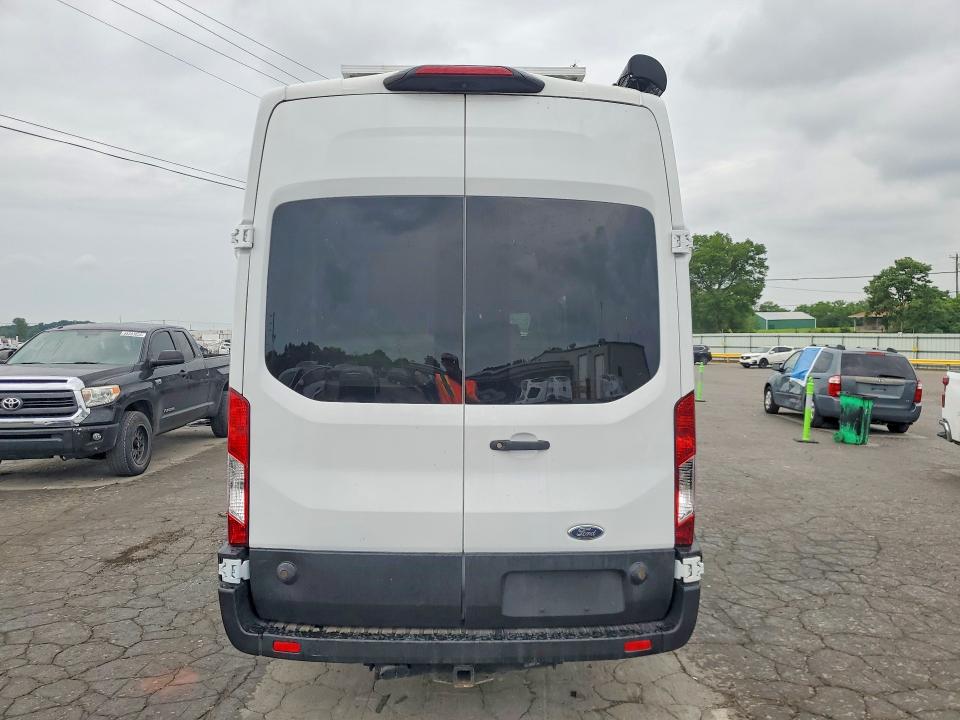 1FDRU4XG2KKA49824