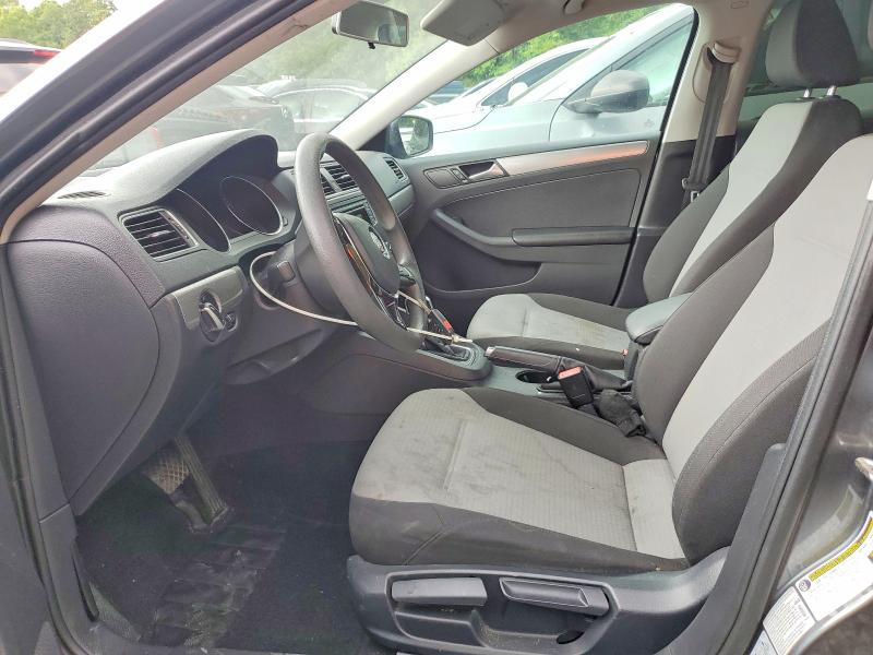 3VW2B7AJ4HM368190
