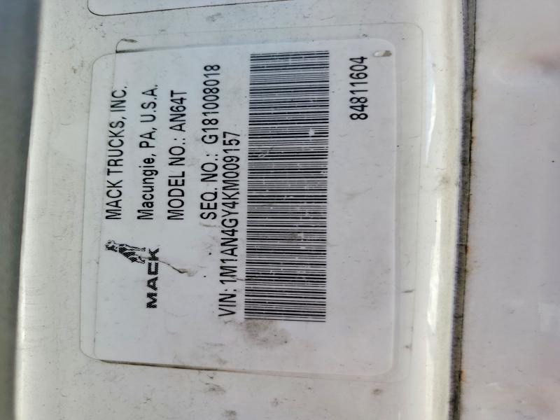 1M1AN4GY4KM009157