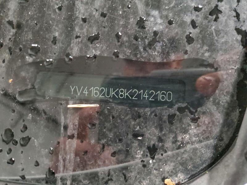 YV4162UK8K2142160