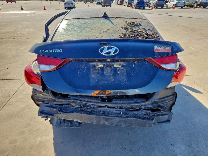 KMHDH4AE8GU544319