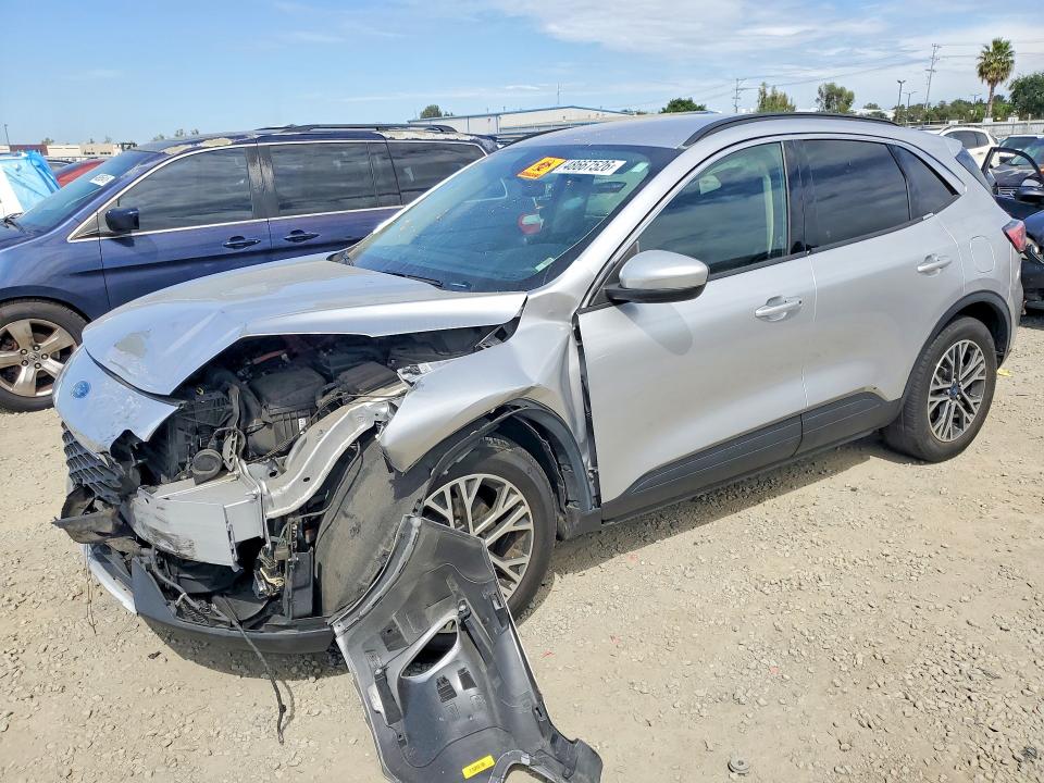 2020 FORD ESCAPE — VIN 1FMCU0H6XLUC37873