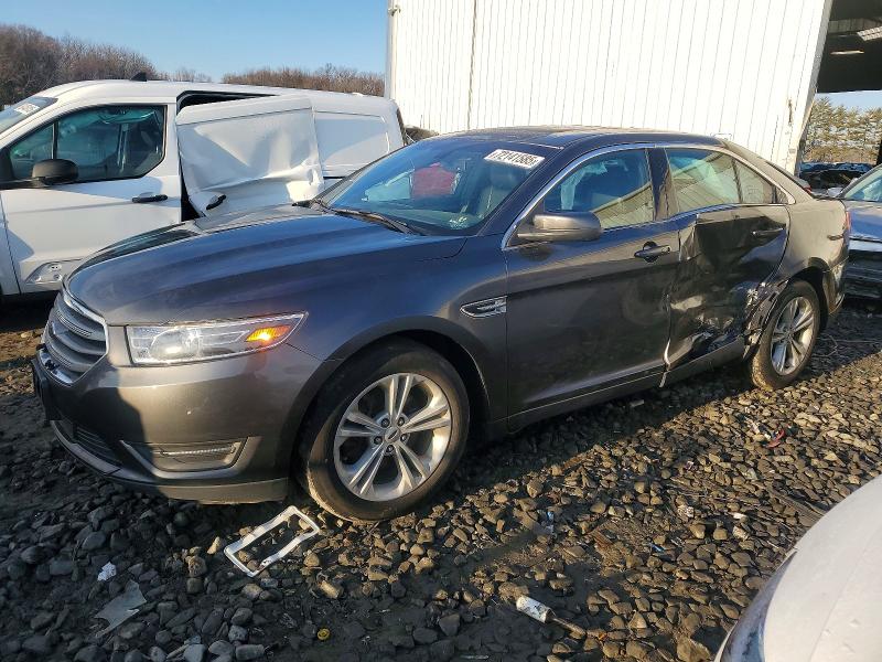 2018 FORD TAURUS — VIN 1FAHP2E81JG124723