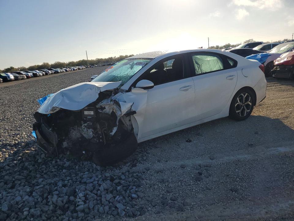 2021 KIA FORTE — VIN 3KPF24AD3ME282144