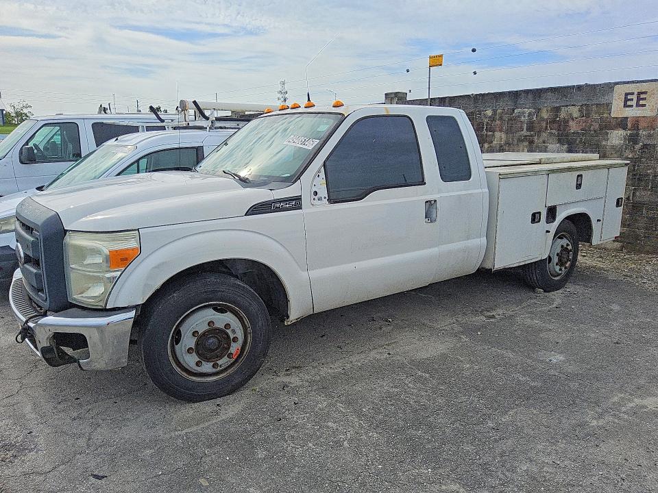 1FT7X2A69FEC15185