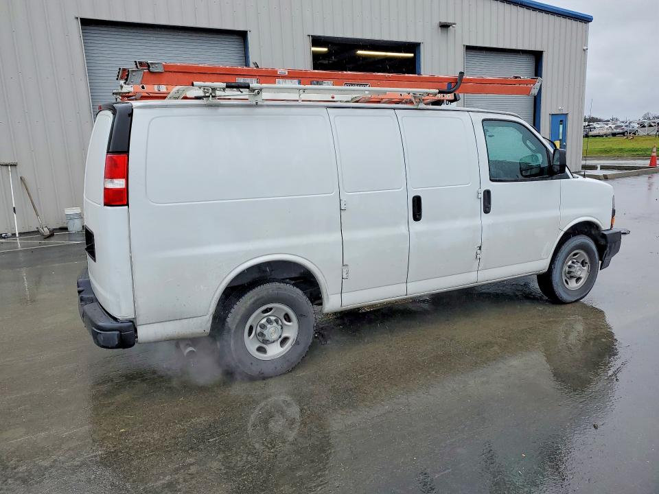 1GCWGAFP6N1223743