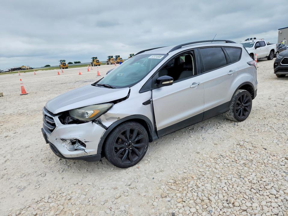 2017 FORD ESCAPE — VIN 1FMCU0JD0HUB21338